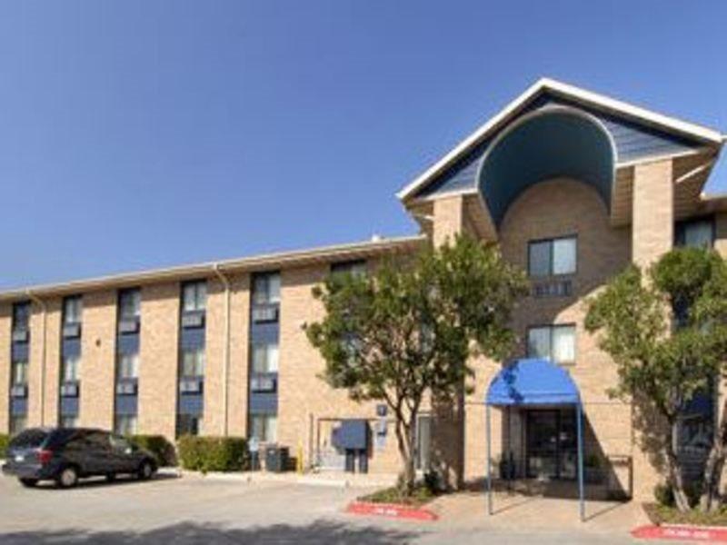 Rodeway Inn Austin Exterior photo